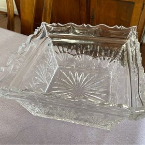 Shannon Crystal “Freedom” Pattern Square Bowl (read description).